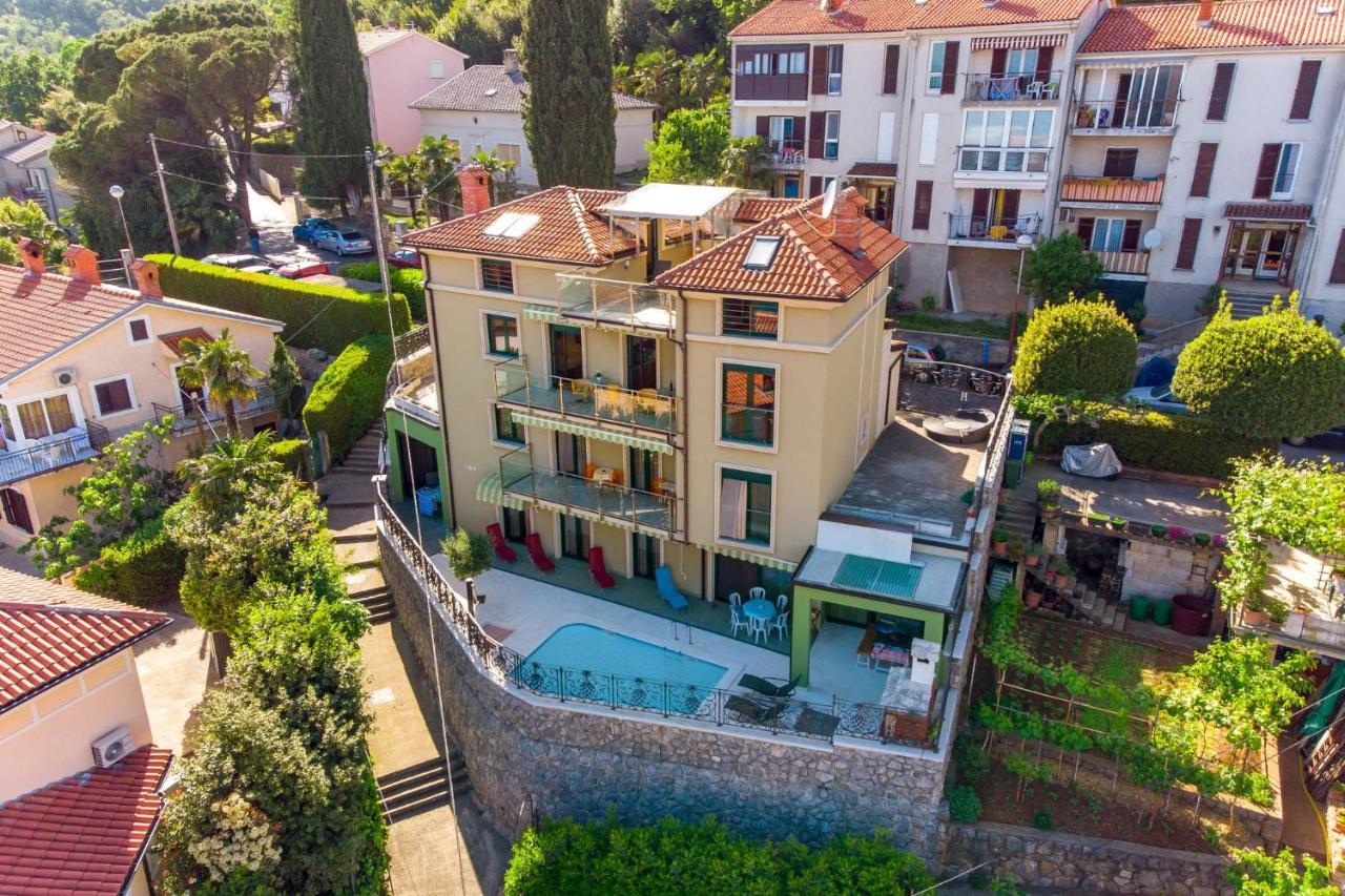 Lux Apartmani Opatija Exterior foto